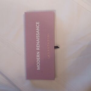 Anastasia Modern Renaissance Eyeshadow Palette